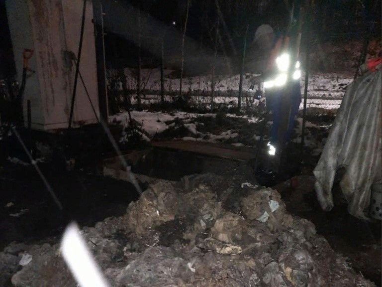 Кубометр ветоши достали из канализации на Древлянке