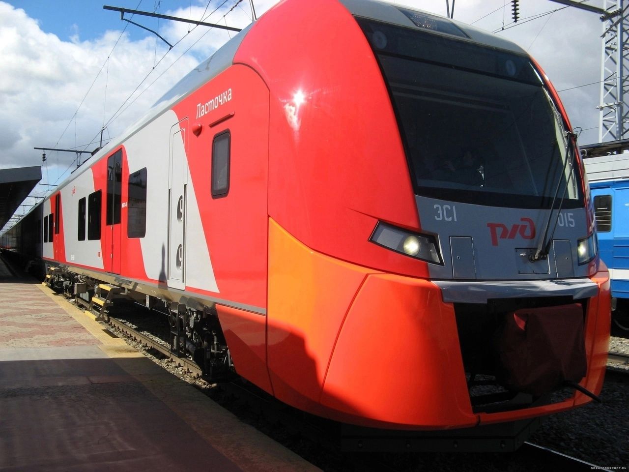 В ноябрьские праздники между Петербургом и Карелией запустят дополнительные «Ласточки»