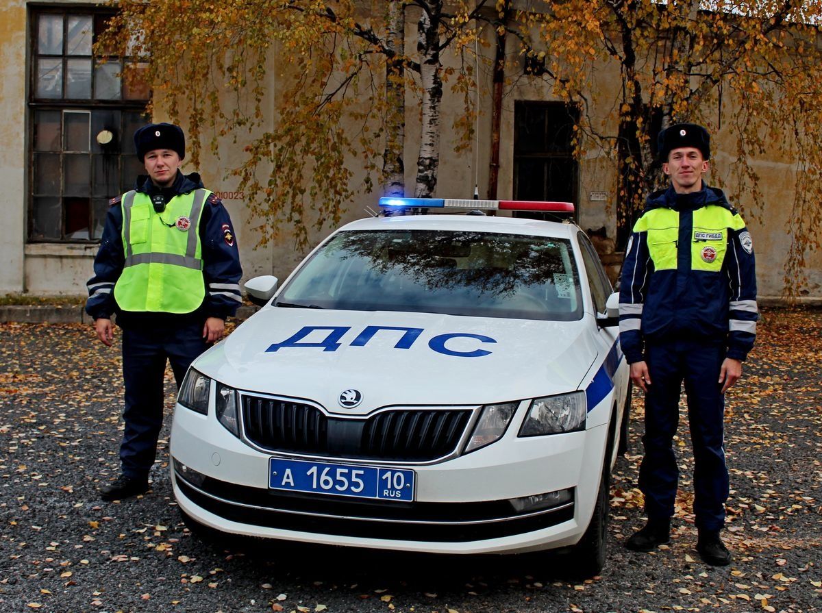 В Петрозаводске полицейские пустились в погоню за вором, обокравшим сотрудницу охраны