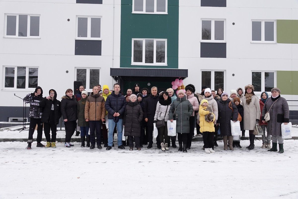 В Суоярви ключи от новых квартир получили переселенцы из аварийных домов