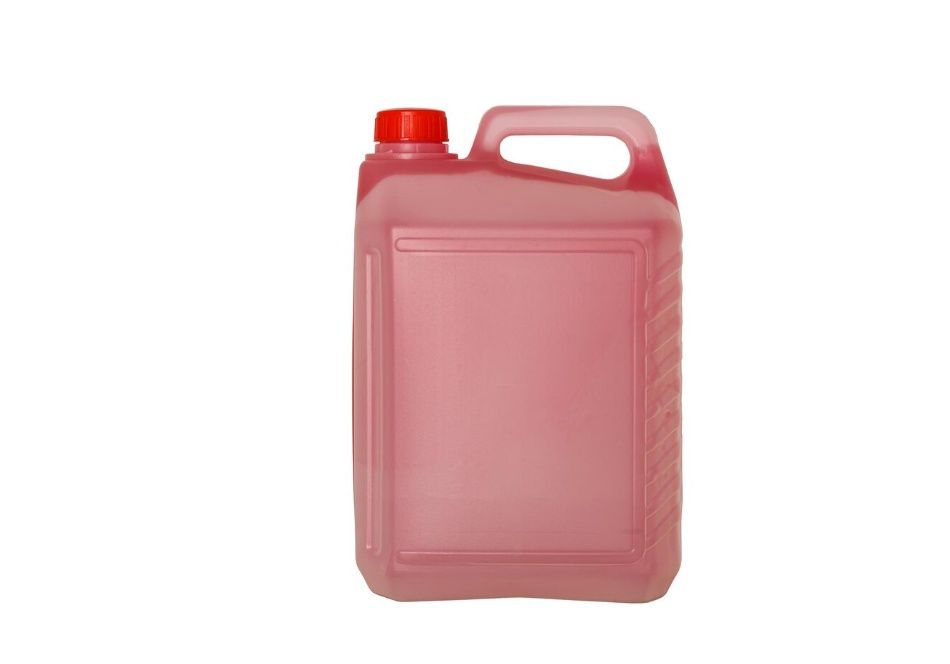 На трассе в Карелии остановили автомобиль с десятками канистр контрафактного алкоголя