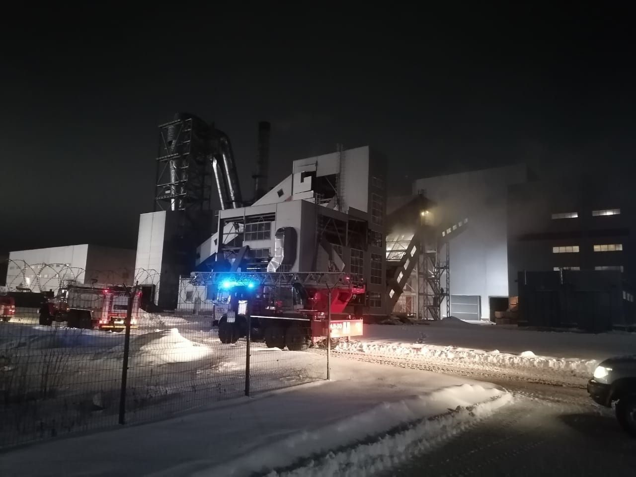 В Петрозаводске произошел пожар на деревообрабатывающем комбинате «Калевала»