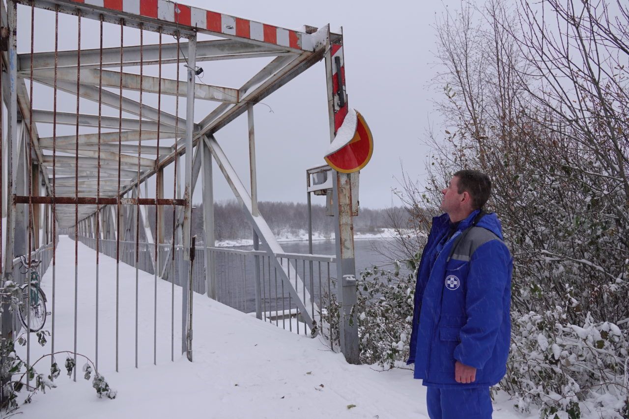 В Кемском районе начался ремонт прогремевшего на всю страну моста