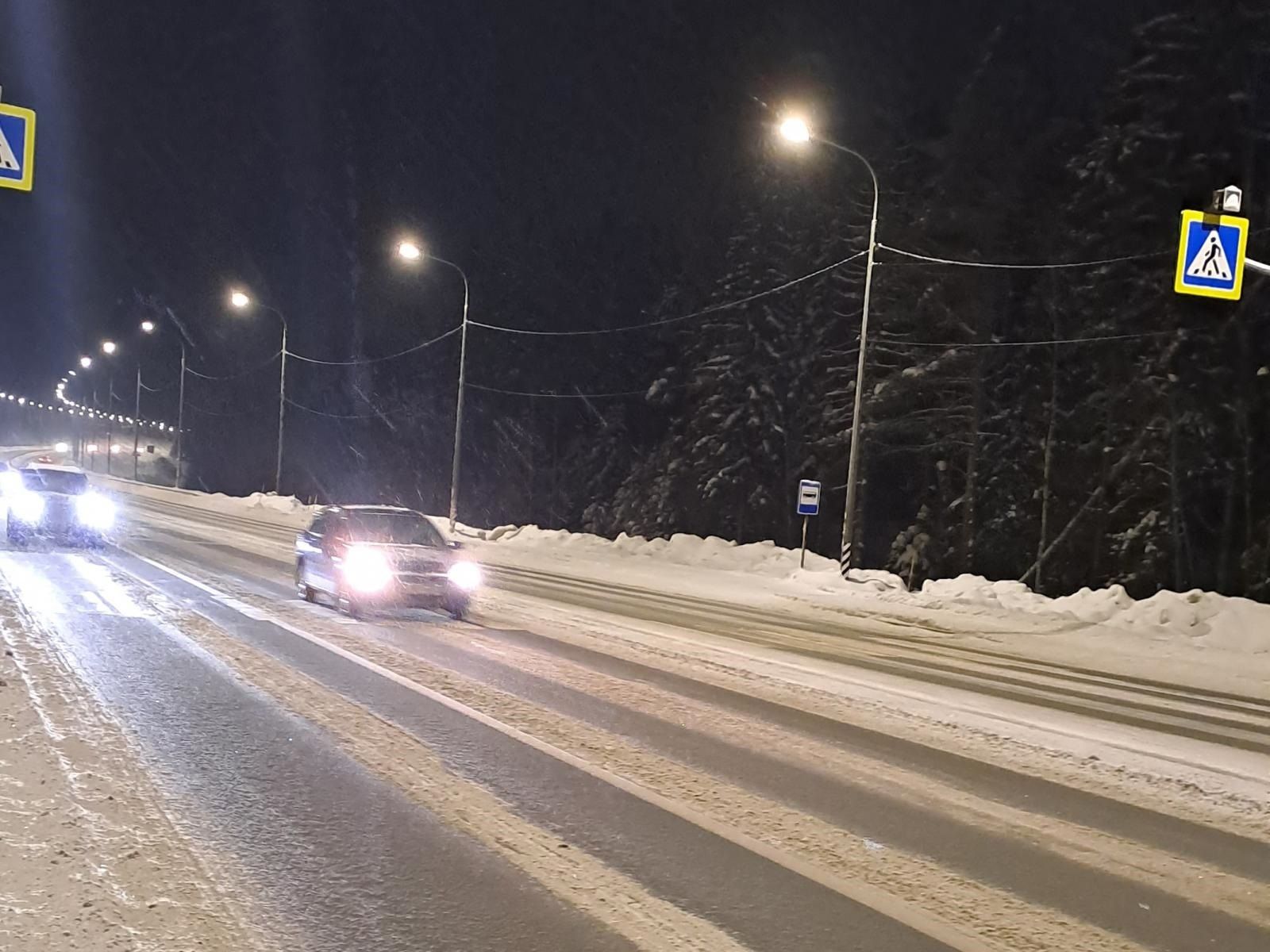 На подъезде в Петрозаводску 22-летняя девушка-водитель сбила пешехода на «зебре»