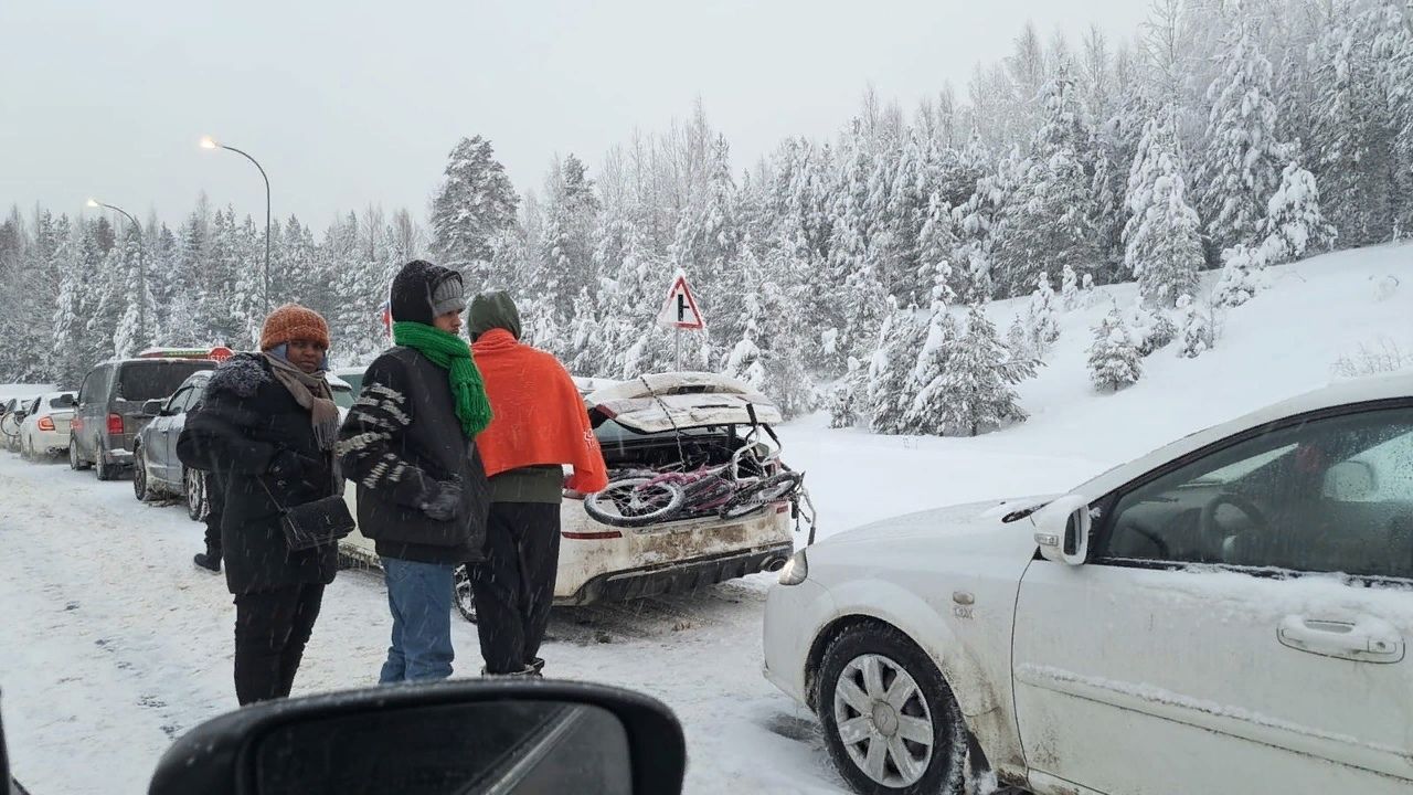 Финны могут вновь закрыть границу из-за потока мигрантов