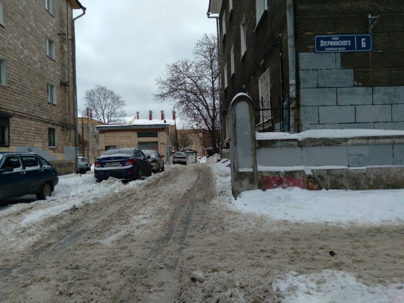 Стало известно, на каких улицах Петрозаводска больше всего нарушений по уборке снега