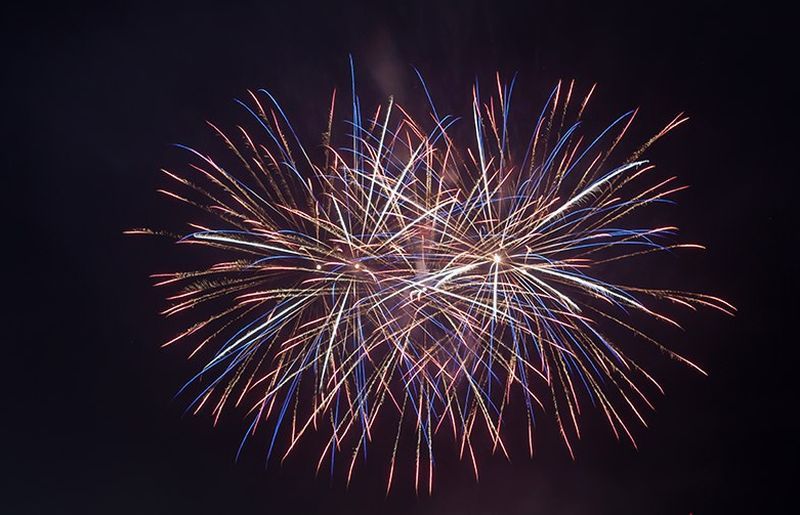 Медвежьегорск последним из карельских городов отменил новогодний фейерверк