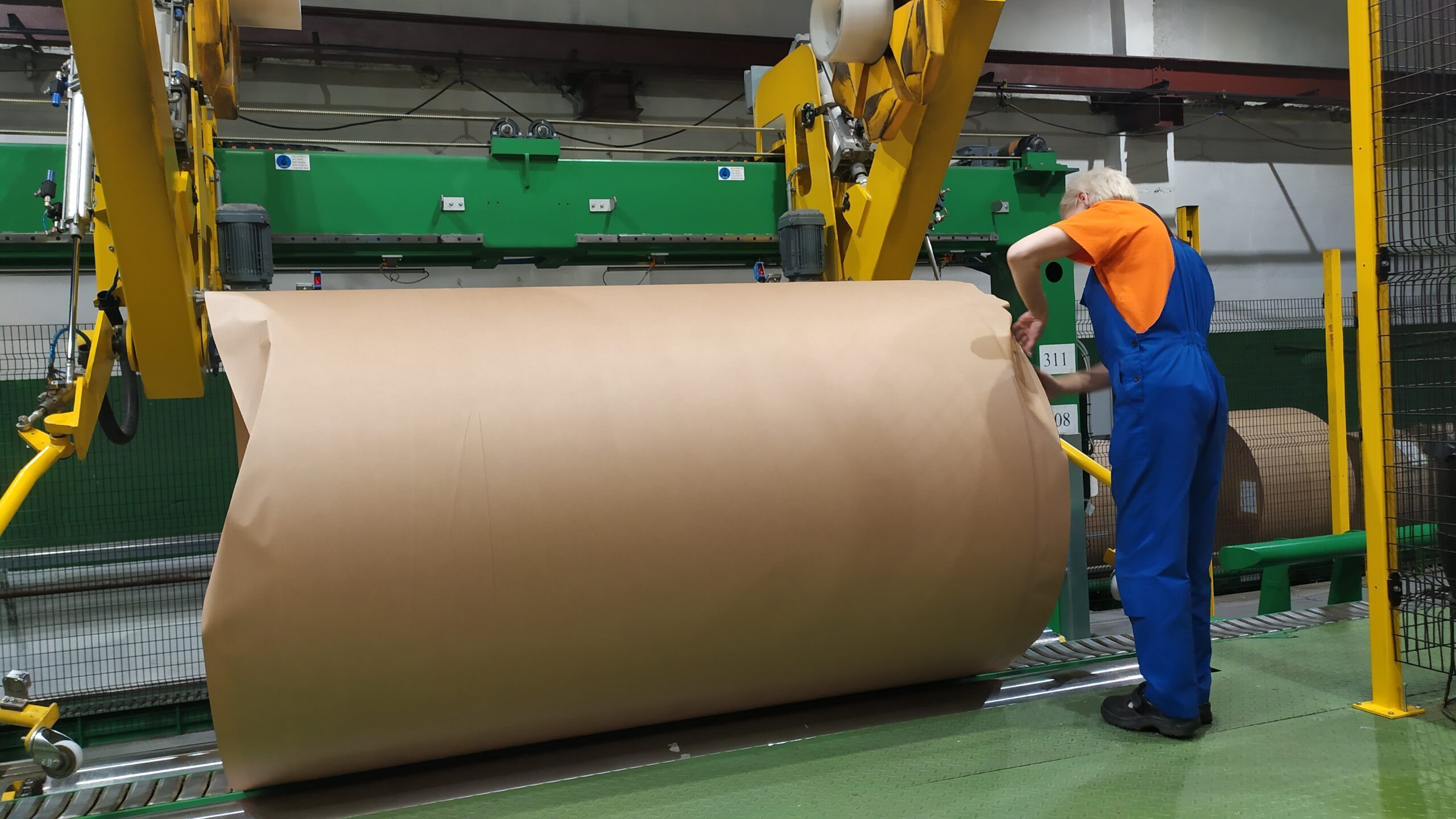 Карельские производители бумаги и картона осваивают бережливое производство