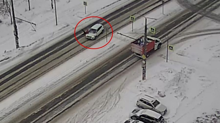 В ГИБДД рассказали подробности аварии в Петрозаводске, в которой пострадал ребенок