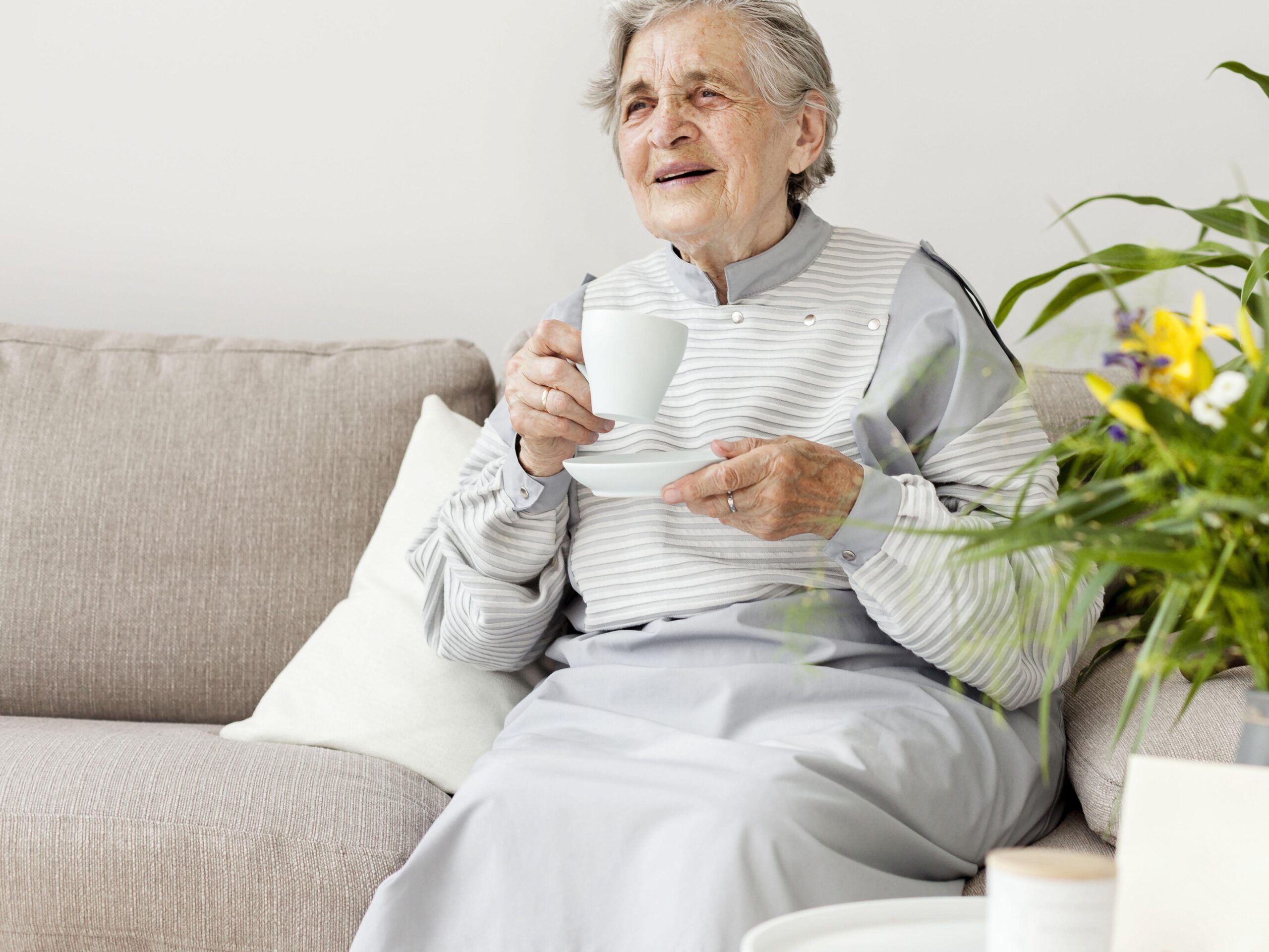 В Петрозаводске началась благотворительная акция по сбору подарков для одиноких пожилых горожан