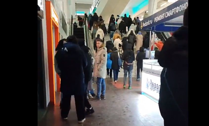 В Петрозаводске из-за задымления эвакуировали ТРЦ «Макси»