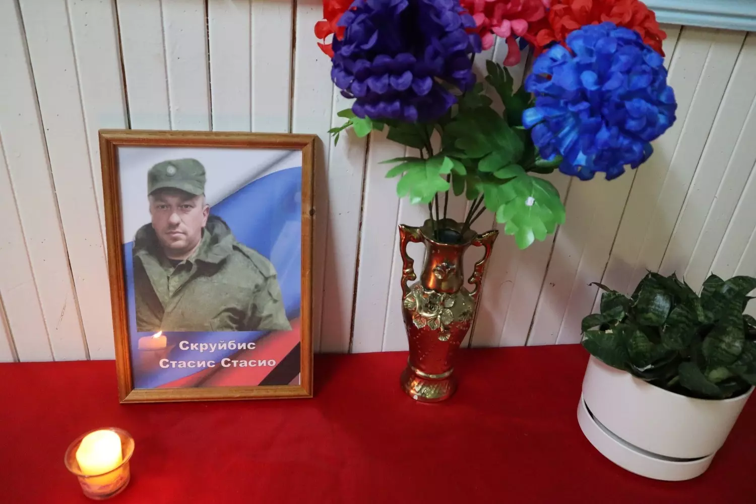 В Питкярантском районе простились с погибшим в ходе СВО бойцом