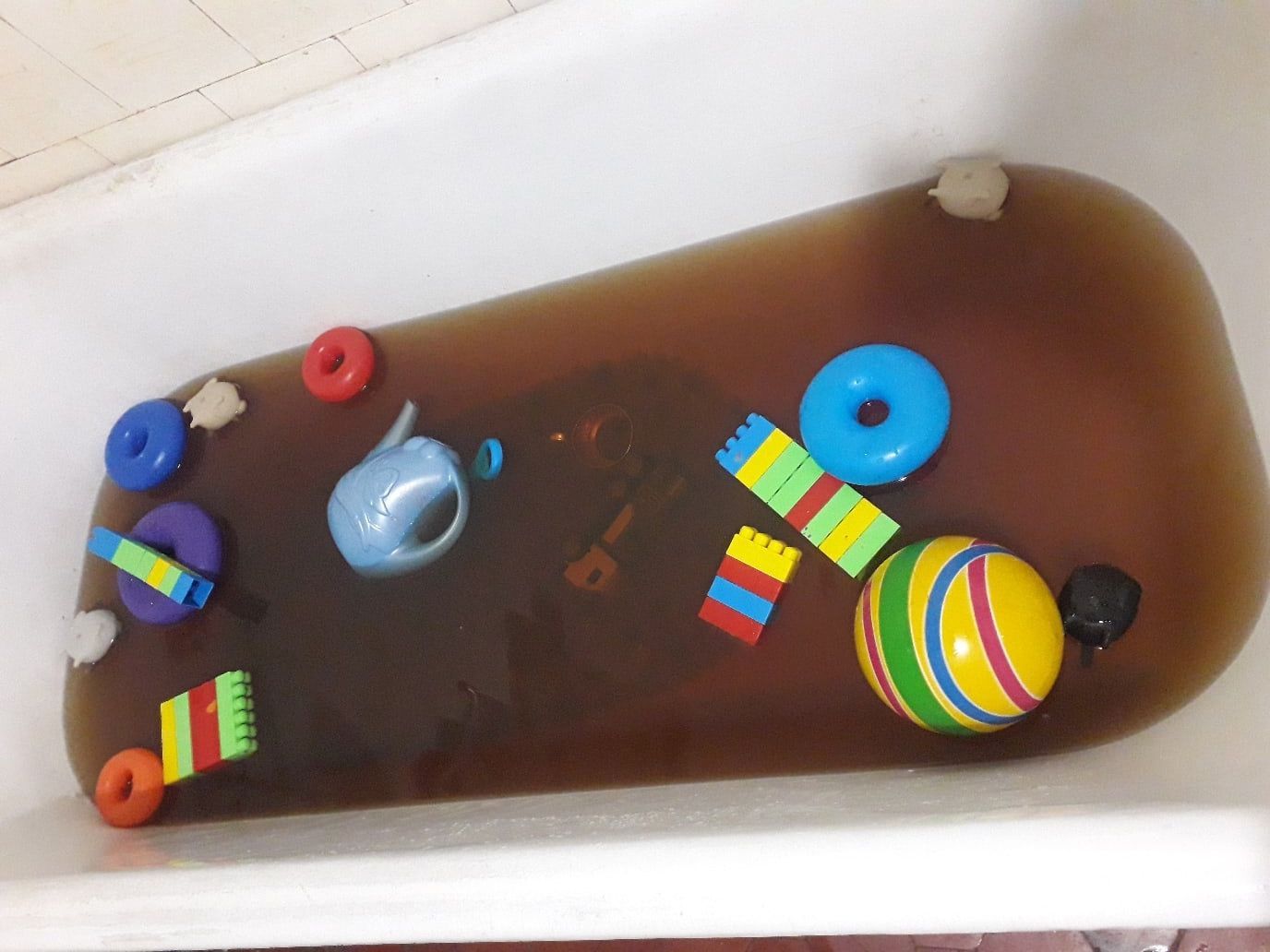 Водопроводная вода в Сегеже стала коричневой