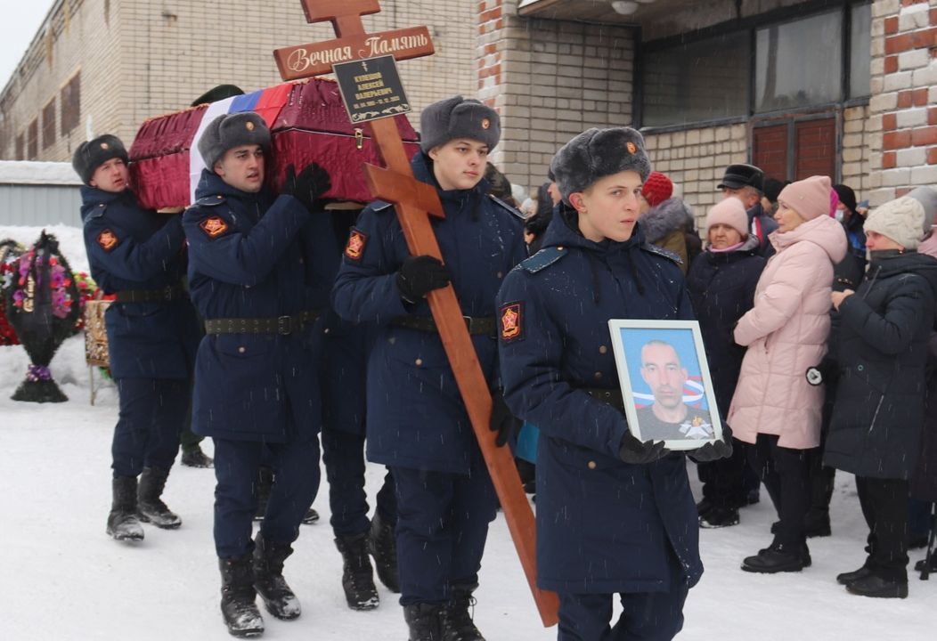 В Беломорске простились с погибшим в ходе СВО Алексеем Кулешовым