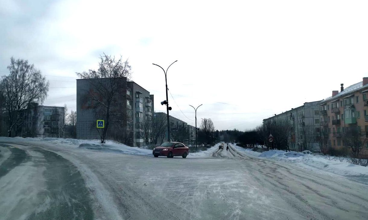 В Питкяранте из-за аварии на сетях от водоснабжения отключают суд и жилые дома