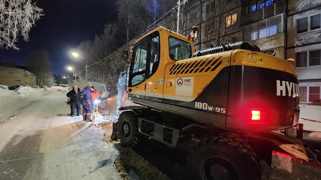 Сотрудники «ПКС-Водоканал» помогали управляющим компаниям размораживать дома в новогодние праздники