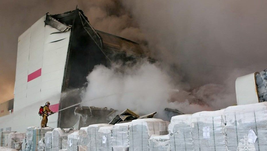 Из сгоревшего в Петербурге склада Wildberries отгружалось почти 9 процентов всех заказов