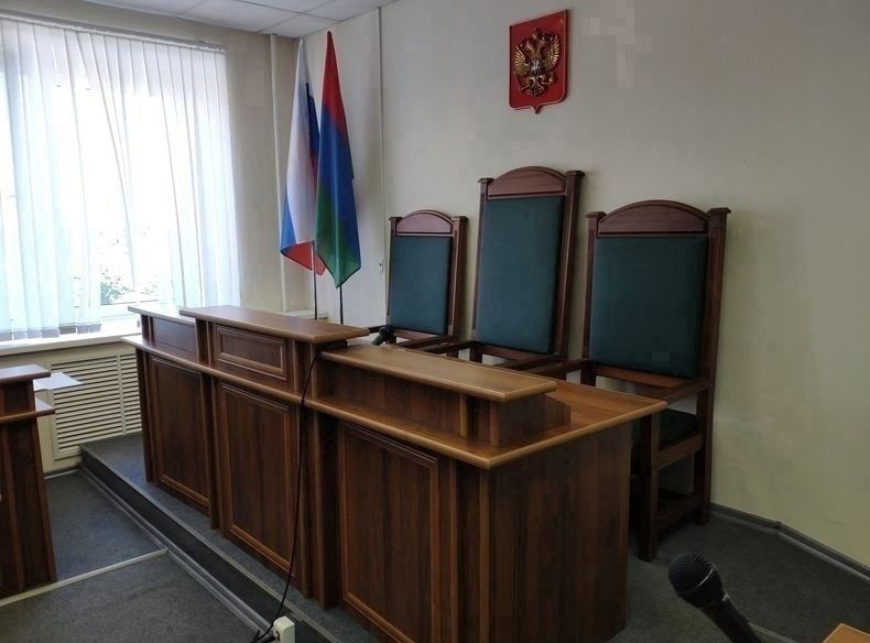 Житель Карелии в суде доказал, что его уволили из больницы незаконно