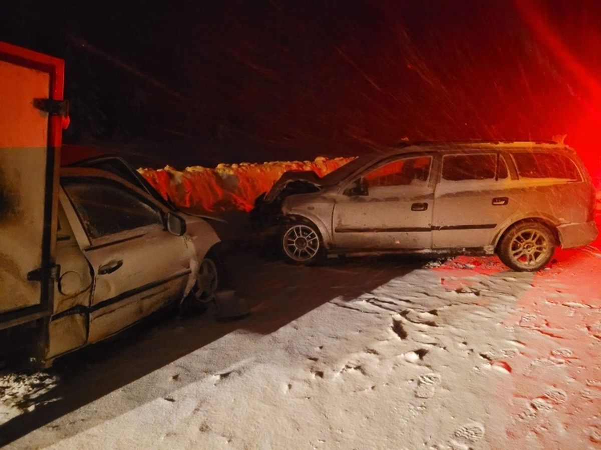 Подробности ДТП с двумя пострадавшими рассказали в Госавтоинспекции