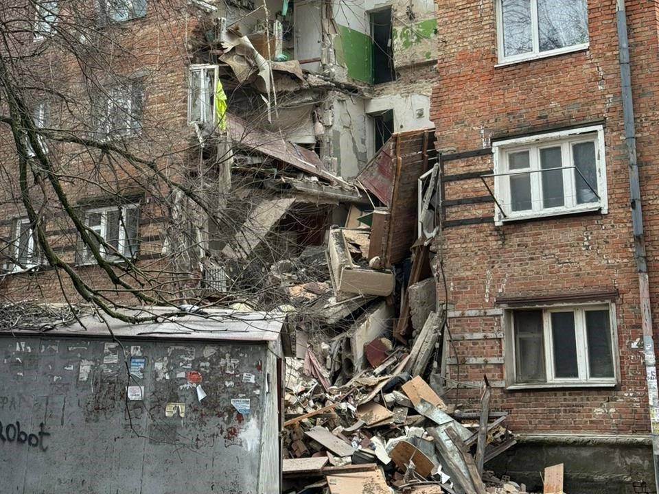 В Ростове-на-Дону обрушился подъезд аварийной пятиэтажки