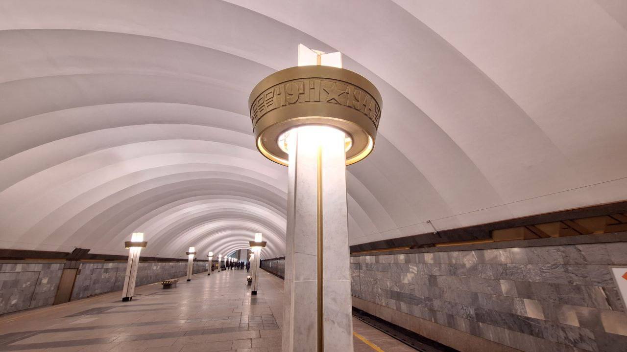 В Петербурге после ремонта открылась станция метро «Ладожская»