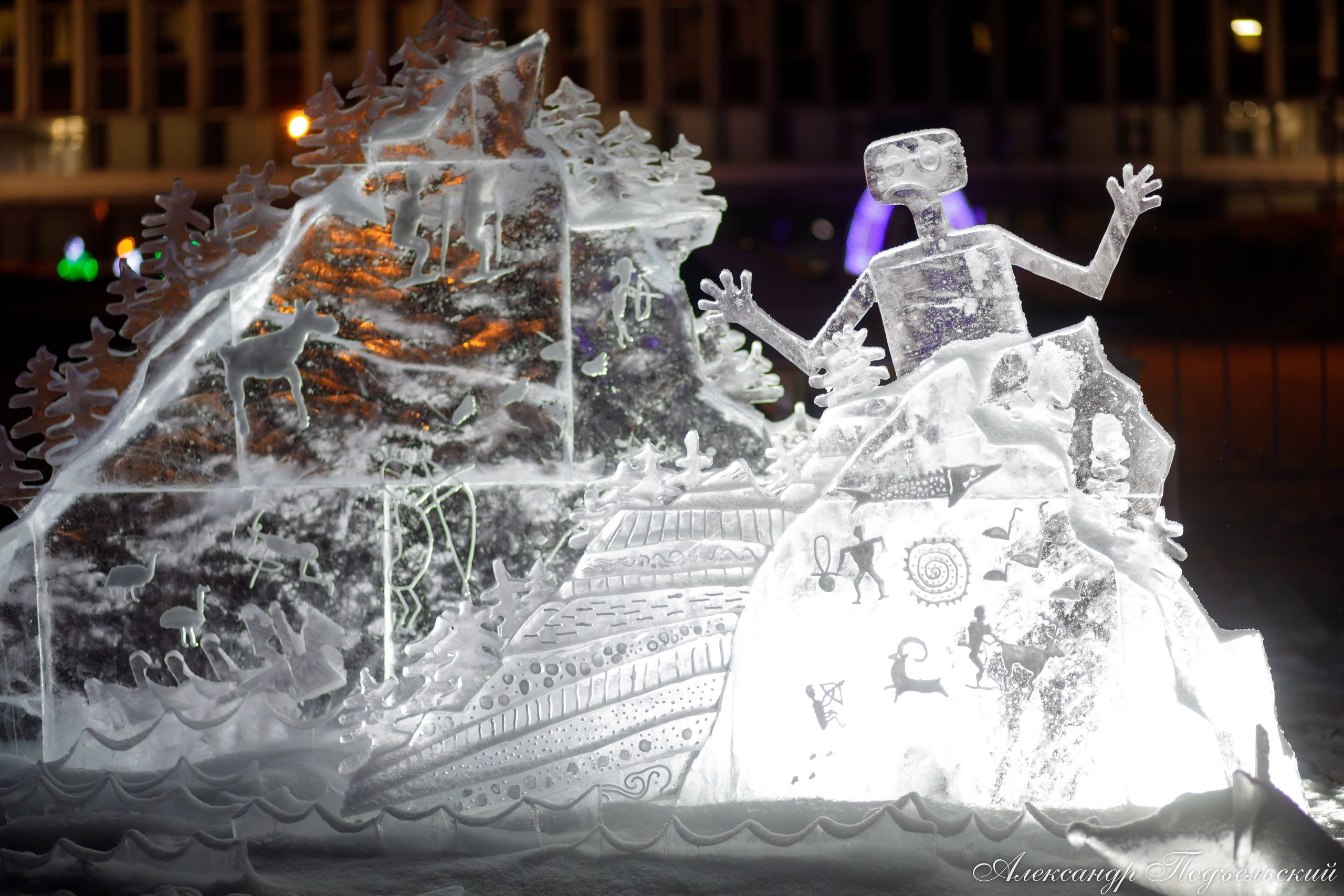 На Онежской набережной в Петрозаводске начали создавать снежные и ледовые скульптуры