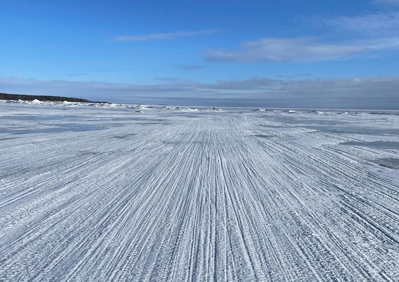 Организаторы лыжного марафона КИЖИ SKI x-Race 4.0 замерили лед на Онего