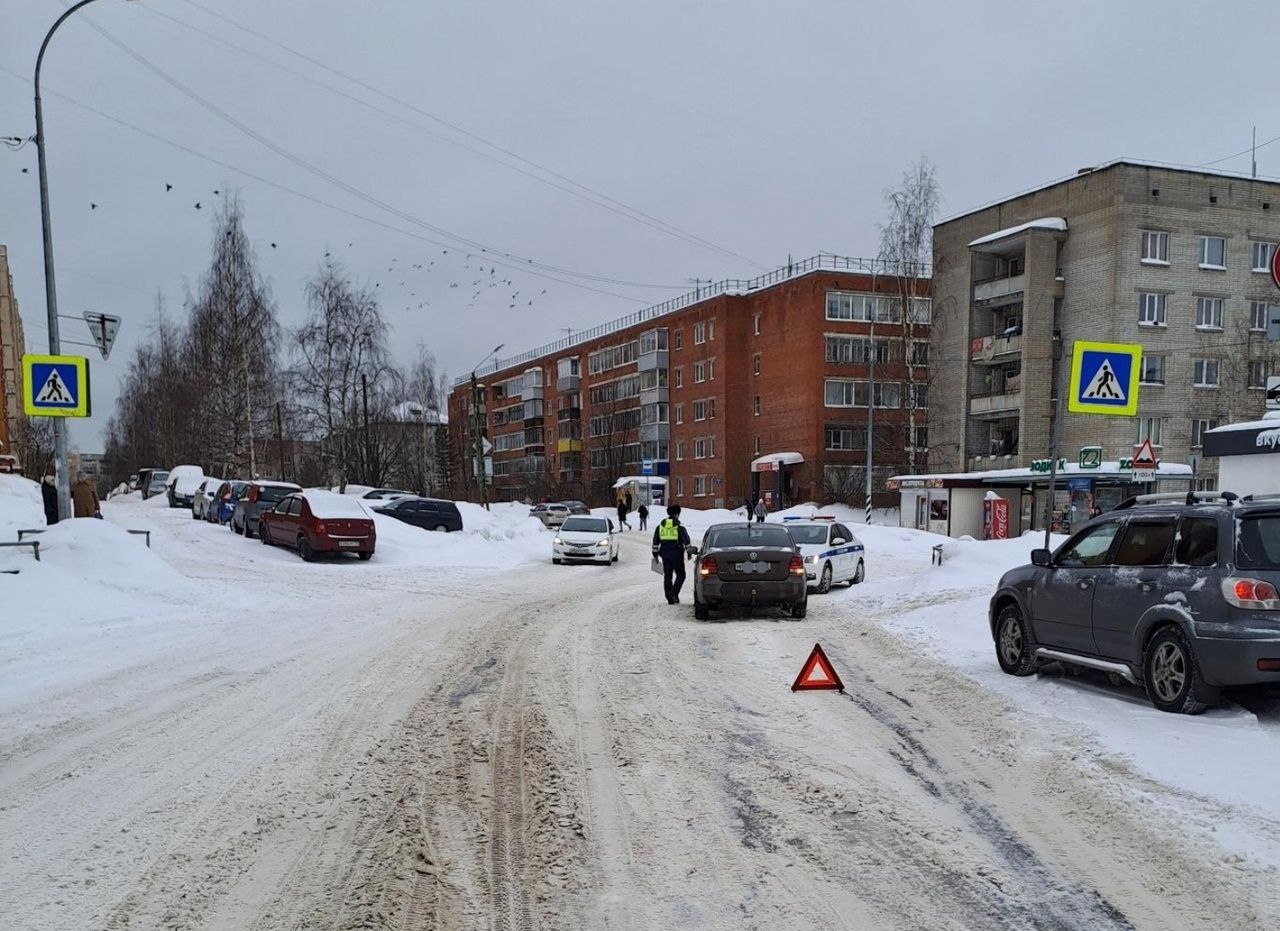 Пенсионерка попала под колеса автомобиля на пешеходном переходе в Петрозаводске