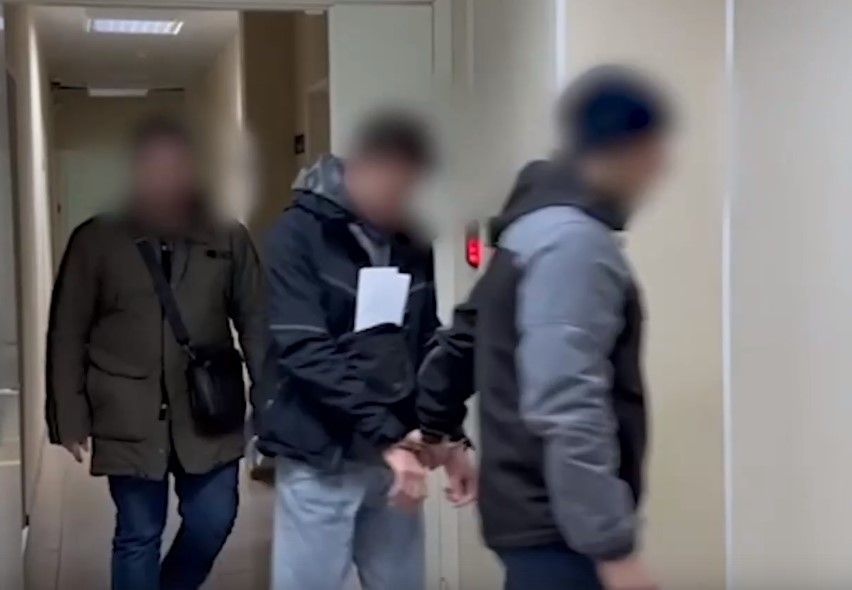 В Костомукше задержаны избившие мужчину подростки