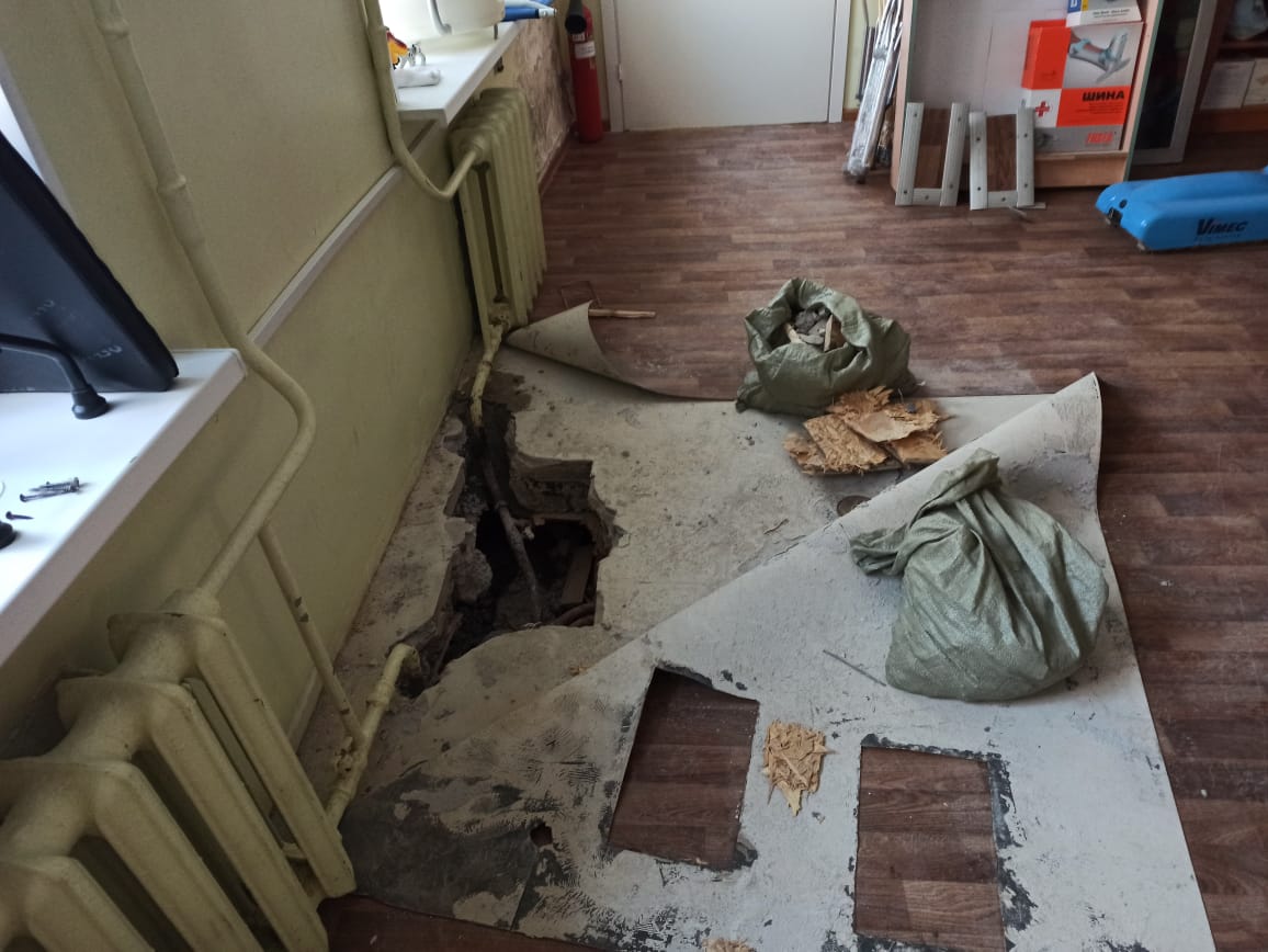 Жильцы дома в центре Петрозаводска третий день замерзают без теплоснабжения