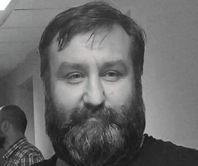 Петрозаводск простился с известным театральным гримером, погибшим в ходе СВО