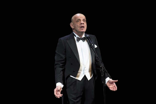 Владимир Любарский выступил в защиту выступления в Петрозаводске подписавшего антивоенное письмо Константина Райкина