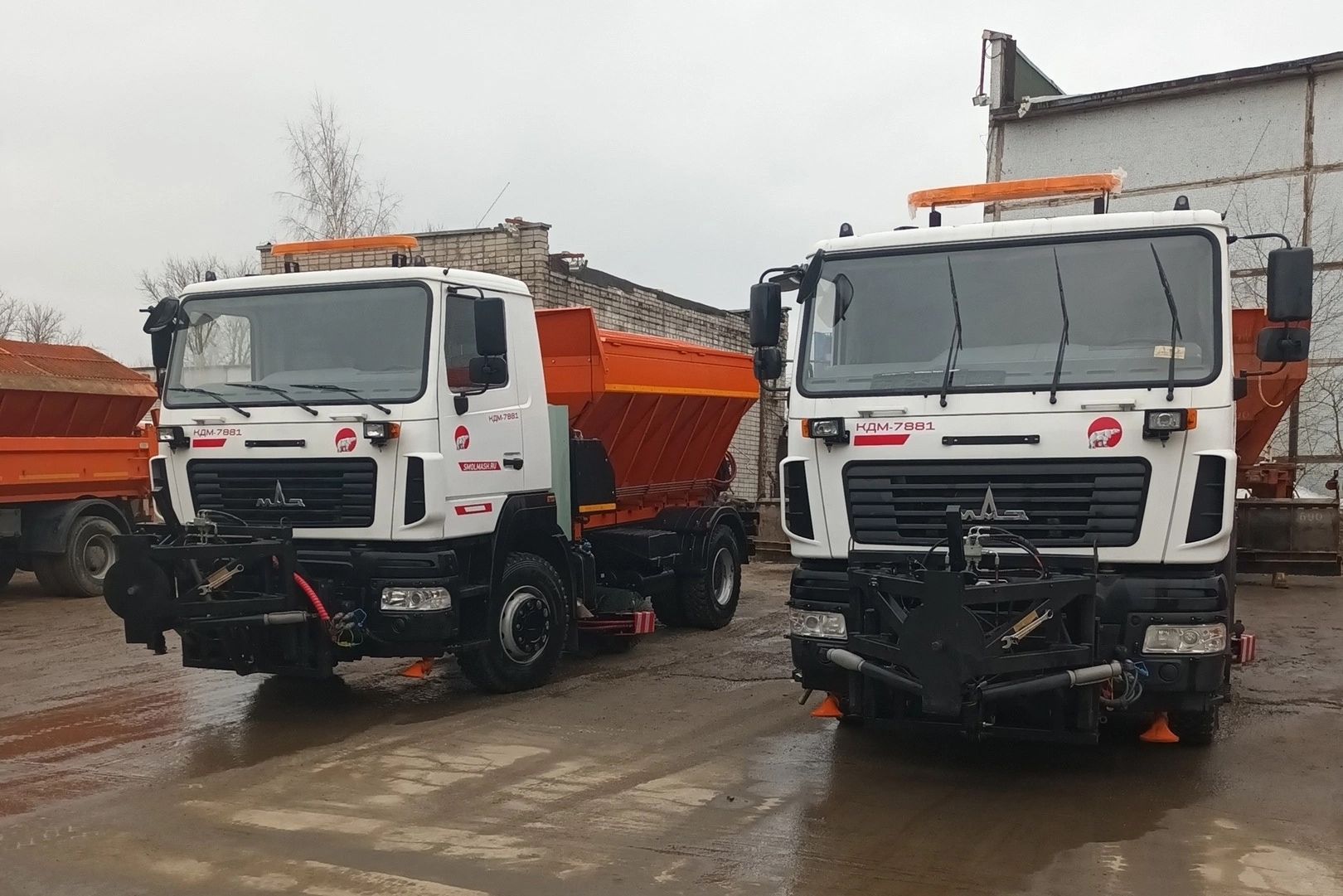 Две новые комбинированные машины выйдут на уборку улиц Петрозаводска