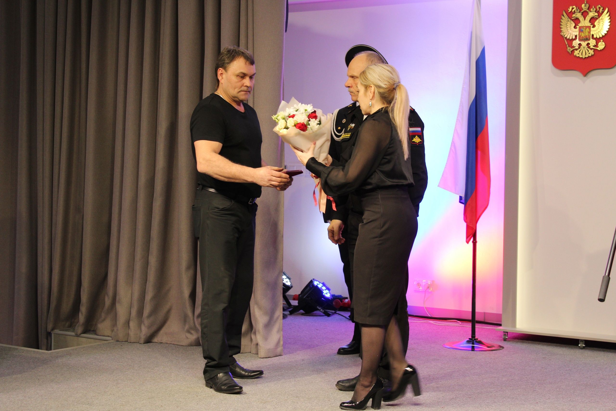 Шестерых жителей Петрозаводска посмертно наградили орденом Мужества