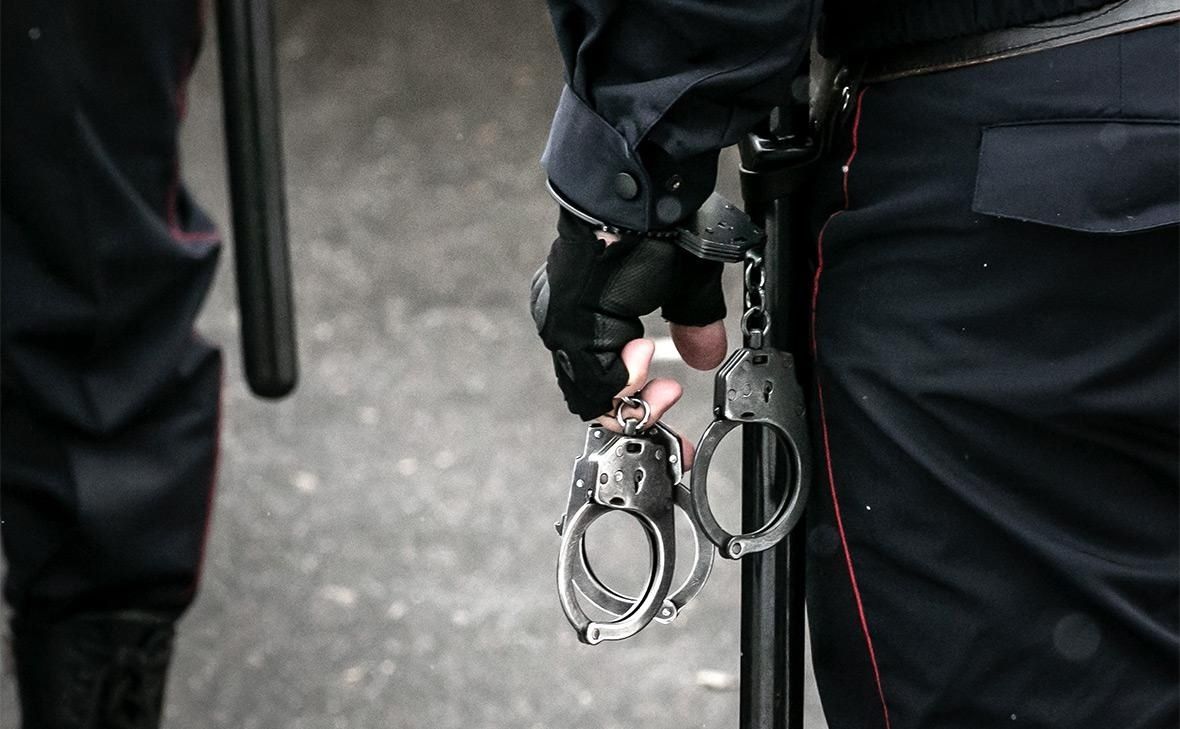 Курьер-подросток забирал у пожилых петрозаводчанок деньги