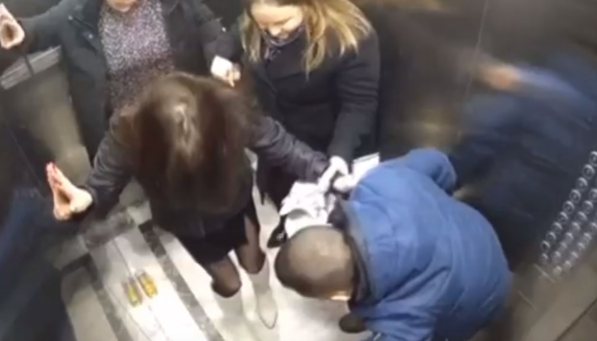 Прокуратура Петрозаводска проводит проверку после ЧП с лифтом