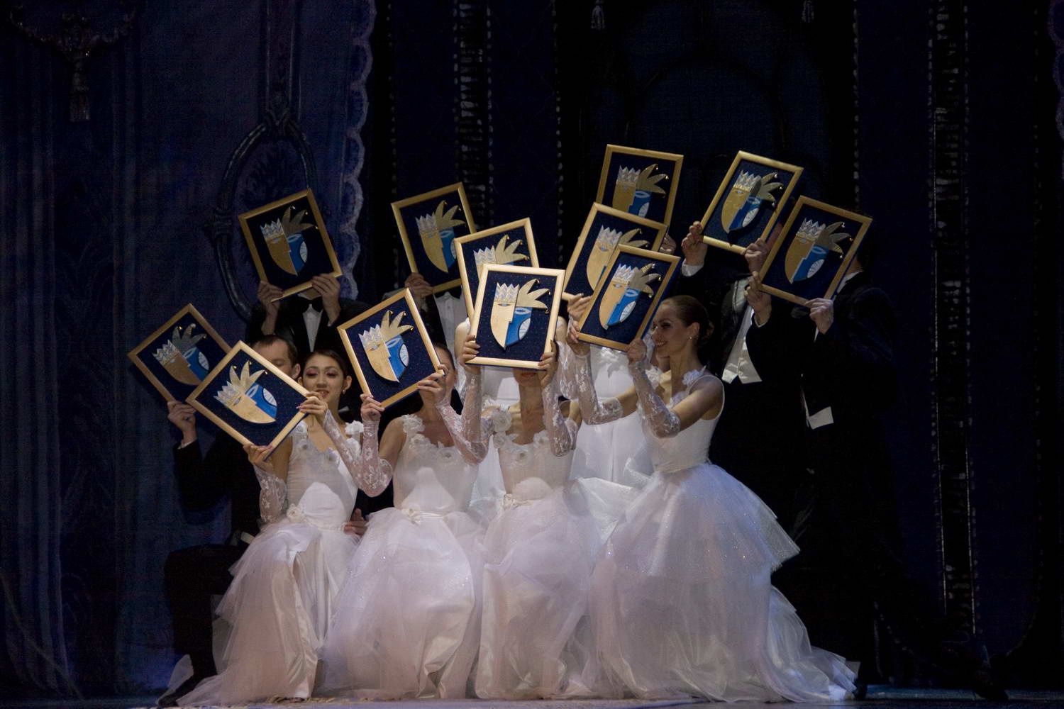 «Онежскую маску» вручат под мелодии «Queen»