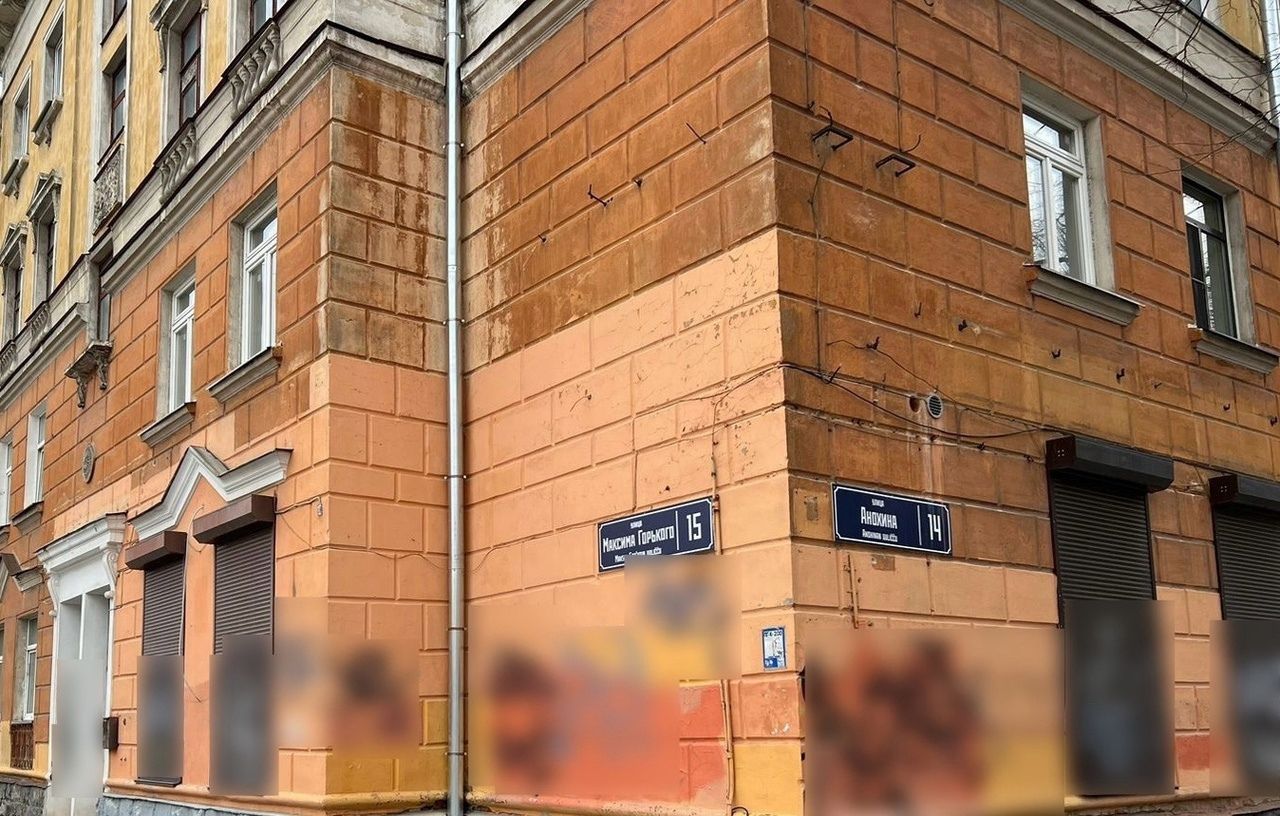 30 надписей обнаружили на петрозаводских зданиях в ходе рейда