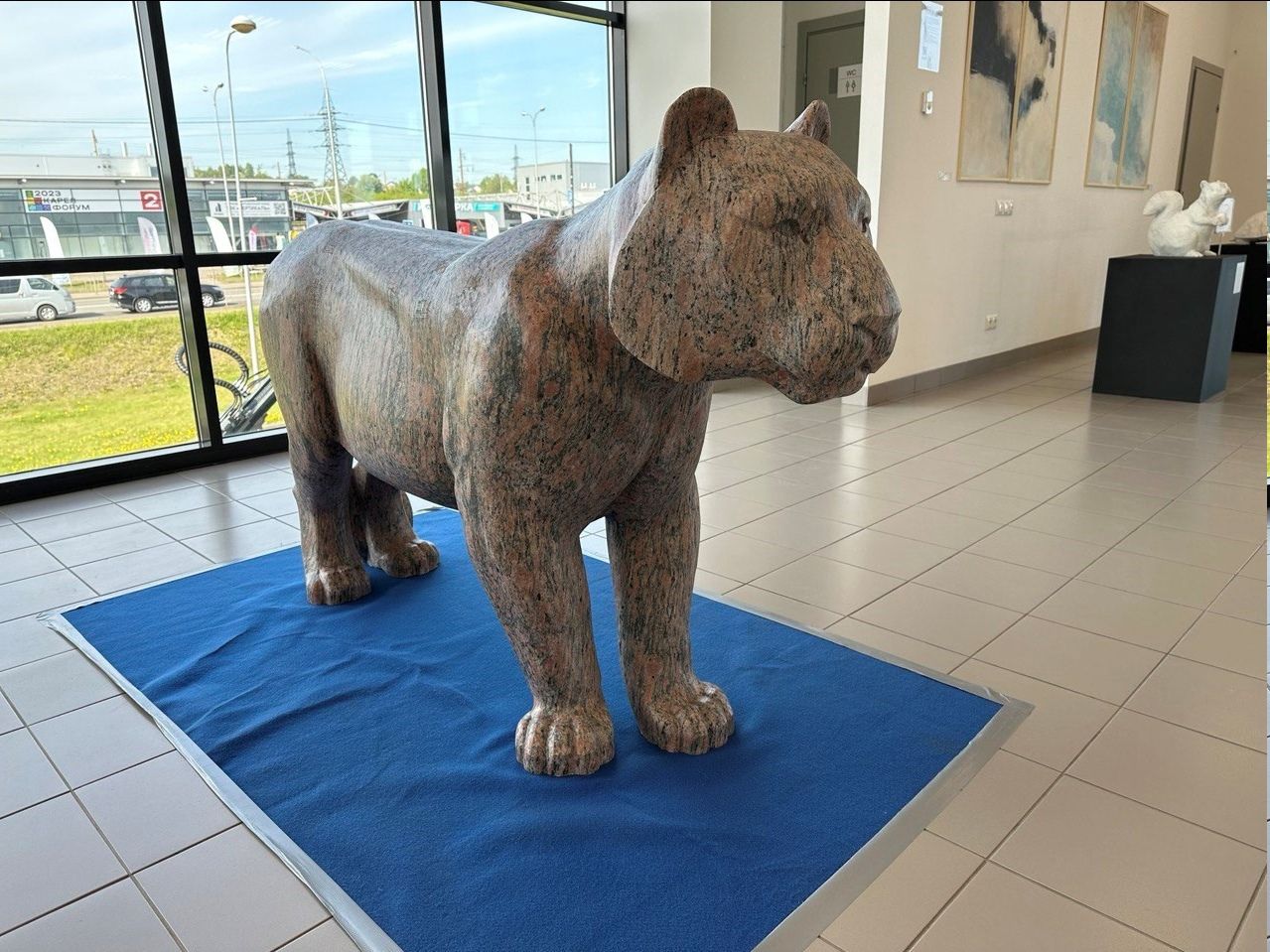 Мэр Петрозаводска успокоила горожан, озабоченных судьбой каменного тигра