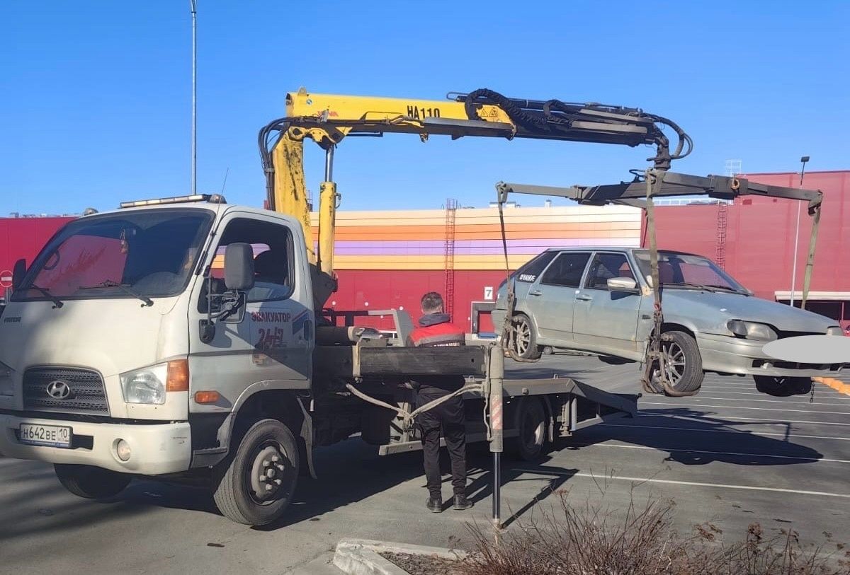 За выходные в Петрозаводске 10 водителей отстранили от управления