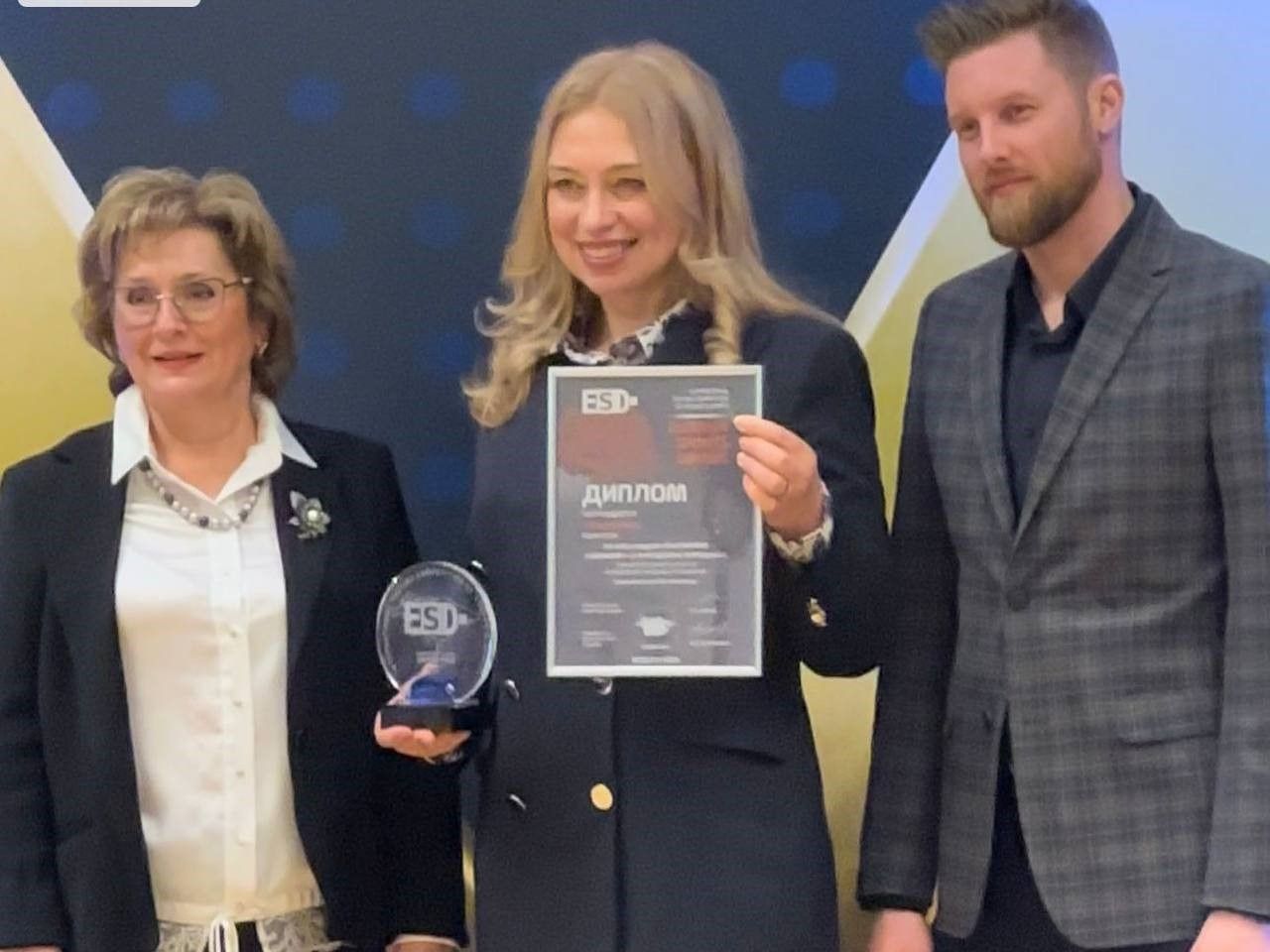 Глава Минэка порадовался за карельский алкоголь, но предупредил о вреде здоровью