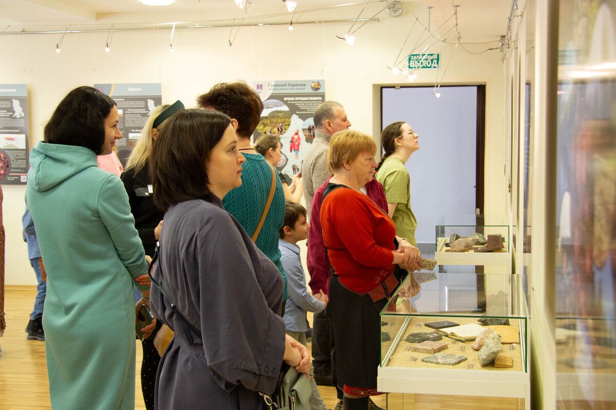 В Национальной библиотеке работает выставка, посвященная природным «брендам» региона