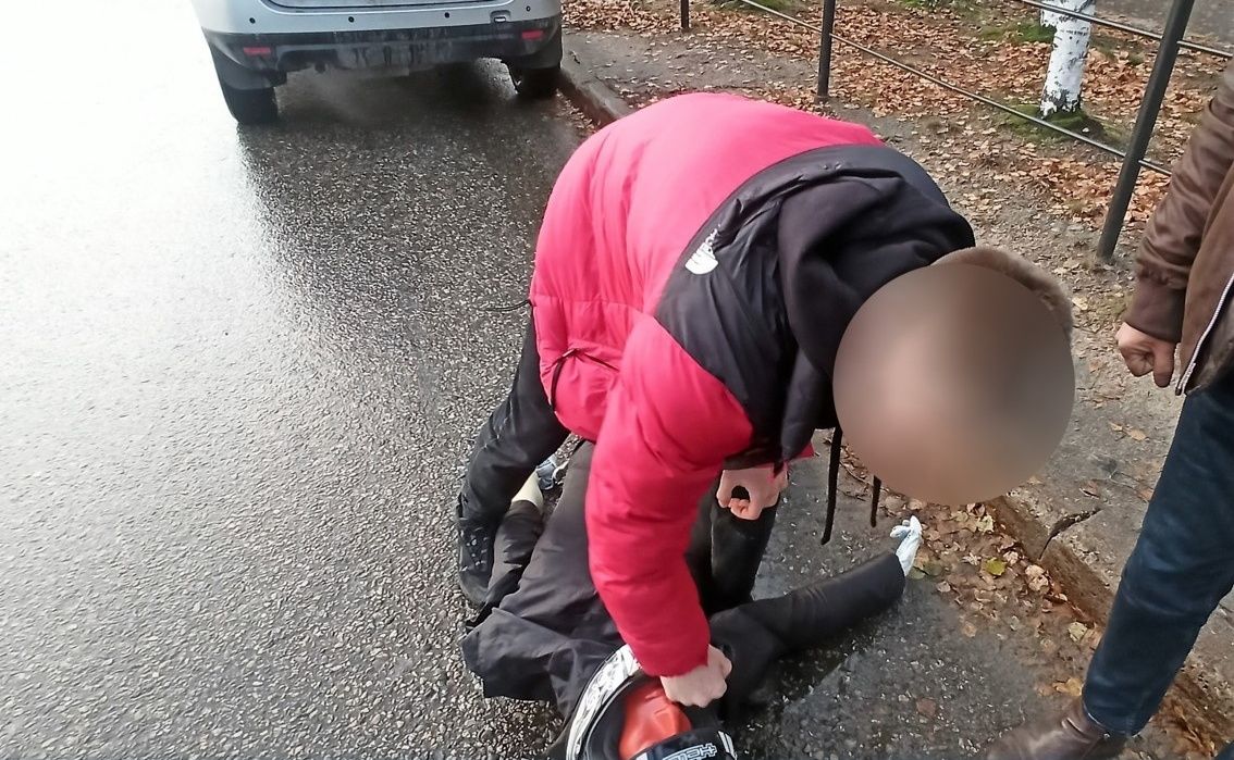 В Костомукше полицейского осудили за избиение подростка