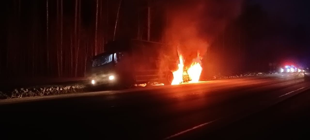 Уходившего от погони и протаранившего грузовик водителя в Карелии проверяют на наркотики