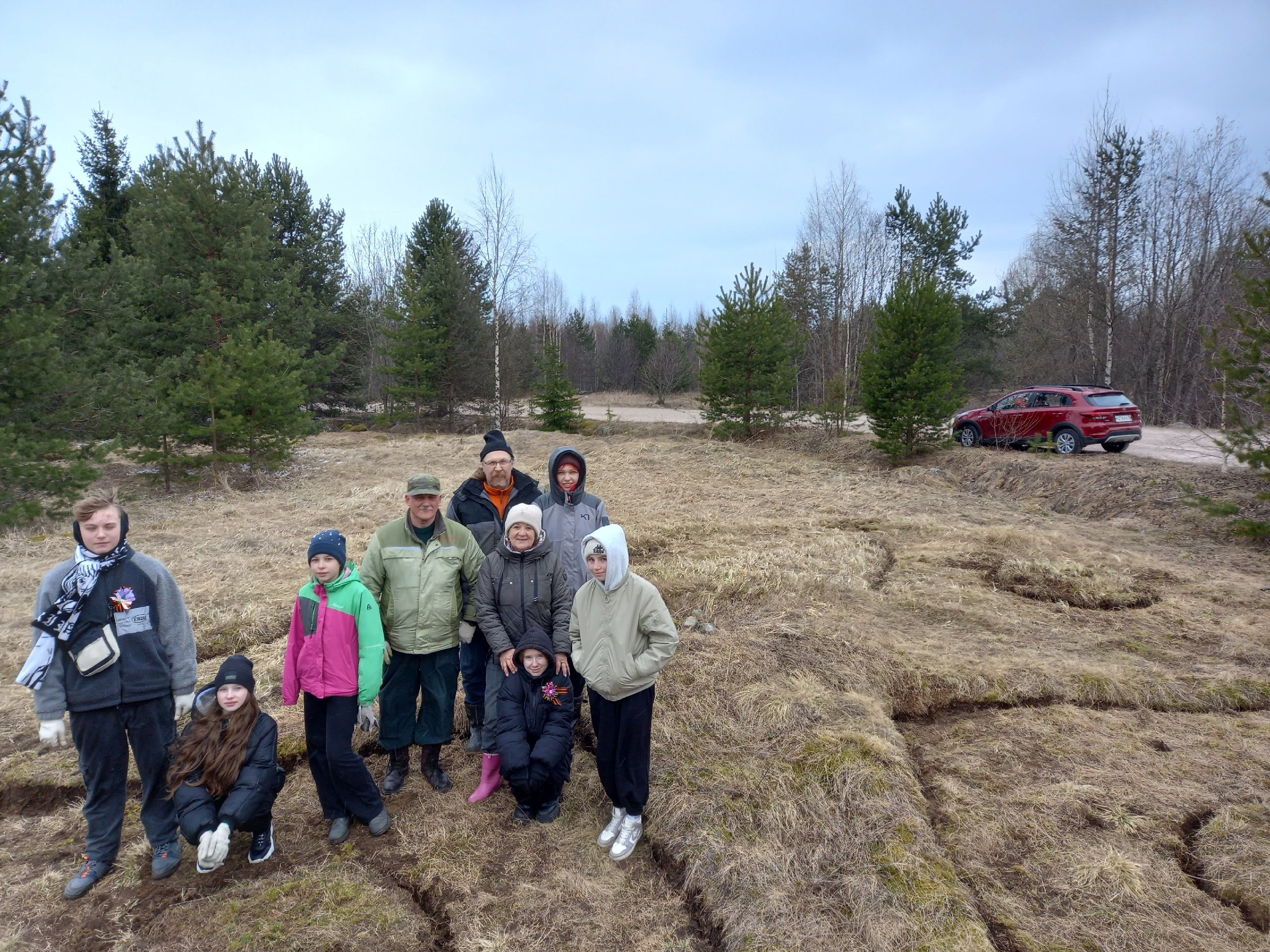 В Карелии устанавливают происхождение неизвестной звезды на земле, найденной поисковиками