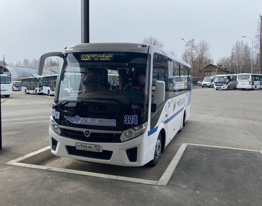 В Петрозаводске партия новых пригородных автобусов вышла на линию