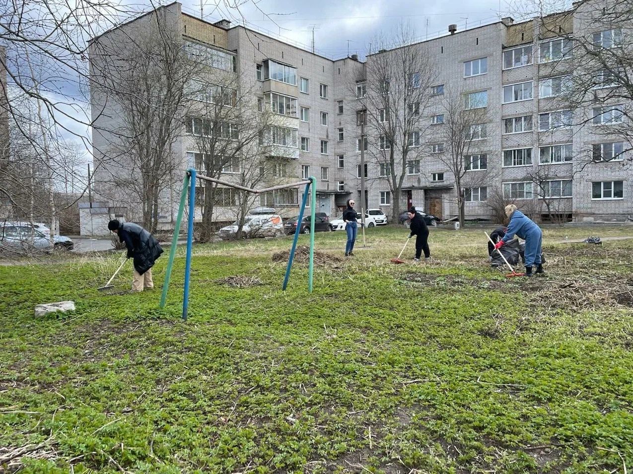Более 500 петрозаводчан объединились для уборки города