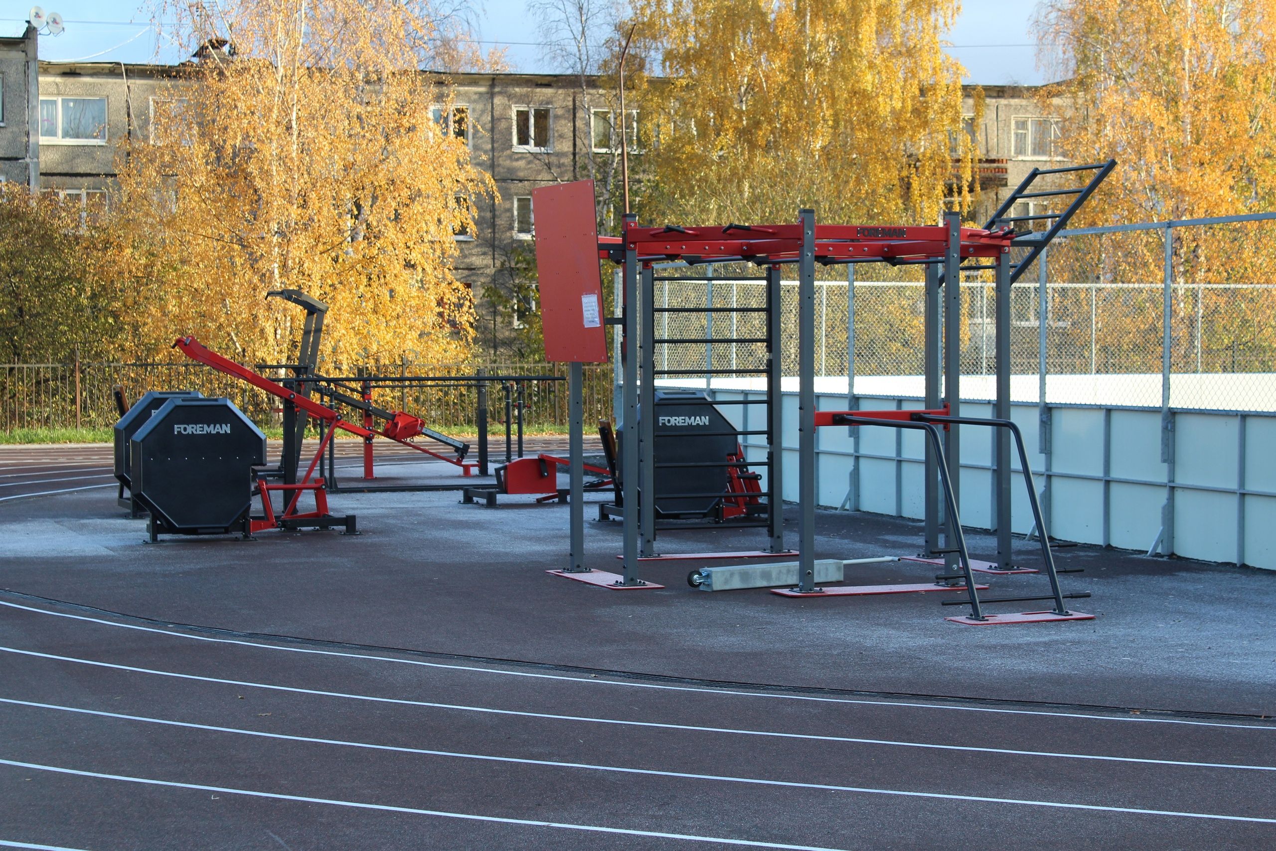 Мэр Петрозаводска рассказала, могут ли горожане пользоваться спортивной площадкой на территории лицея №40