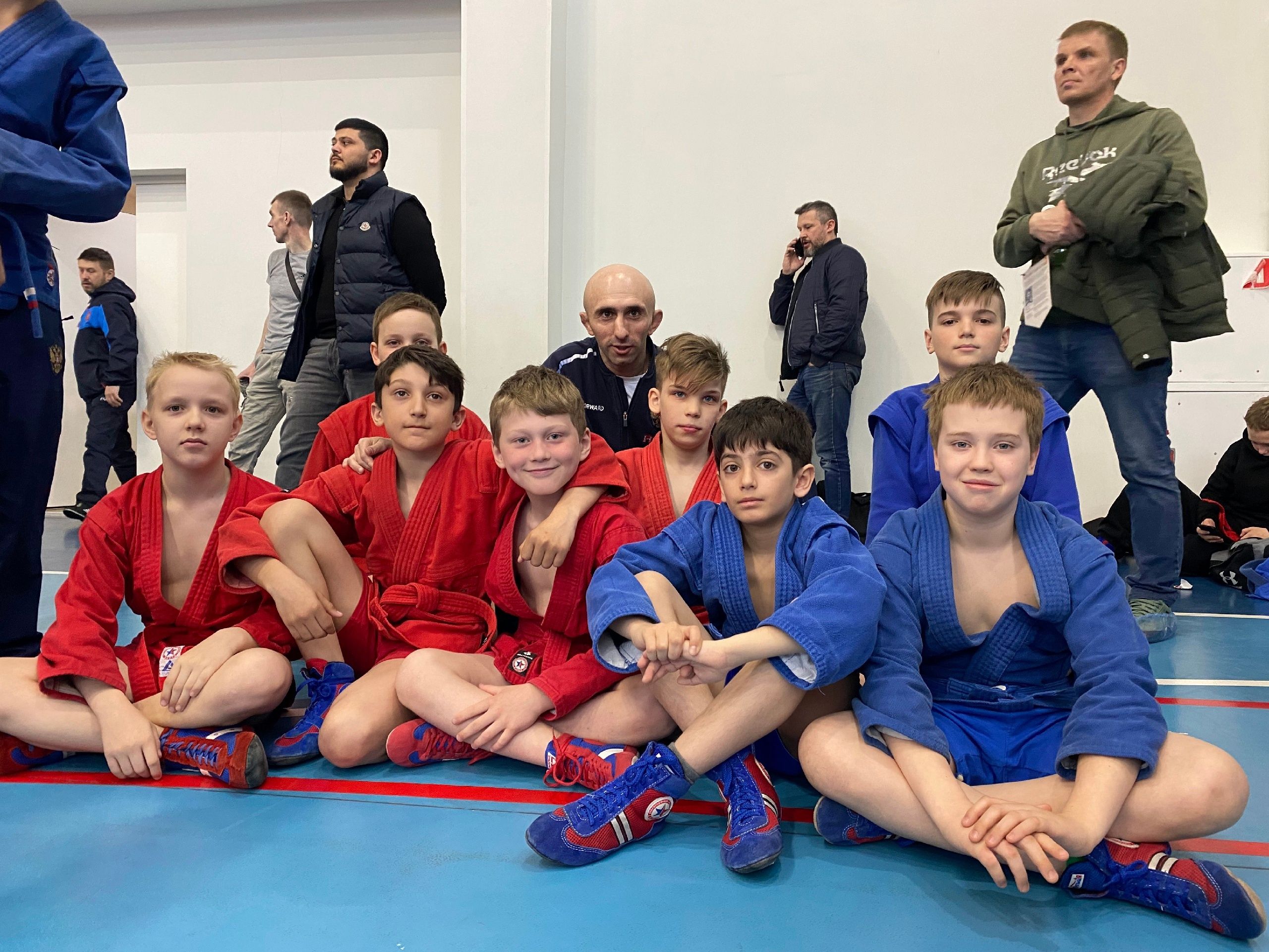 Петрозаводские самбисты победили в турнире в честь Дня Победы