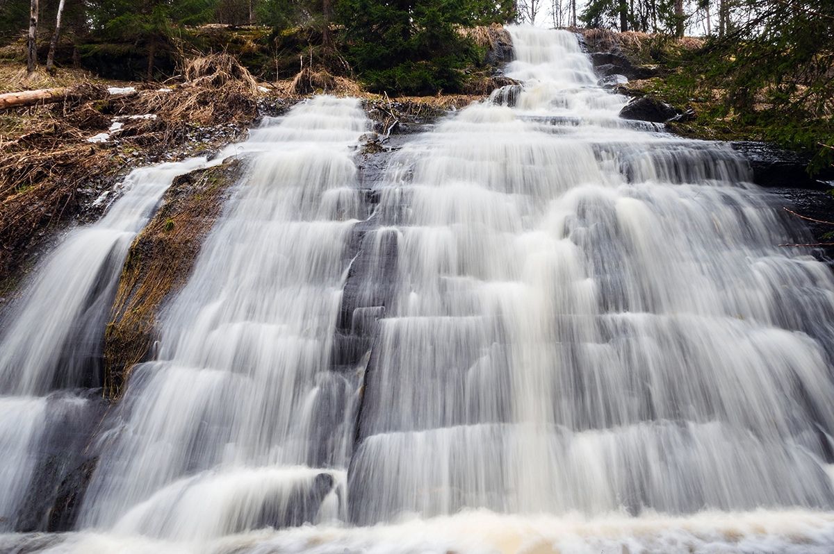 Карельский фотограф показал спрятанный от глаз туристов водопад